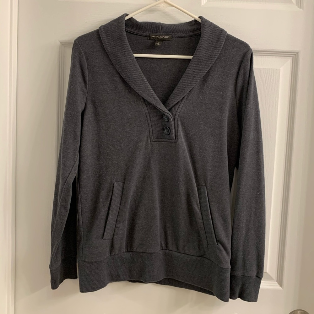 Banana Republic Women's Grey Long Sleeve